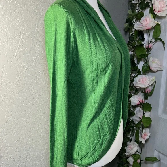 🍃Green Open Front Women's Sweater - Picture 12 of 15